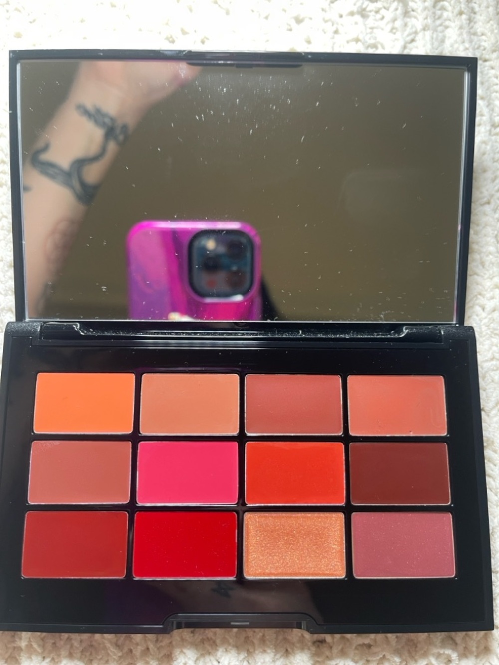 Women Makeup Lip Color Palette - Pink, Red, Orange Shades